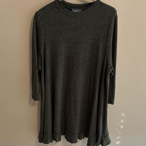 ModCloth 1X Dark Gray Long Sleeve Tunic Dress with Ruffle Hem